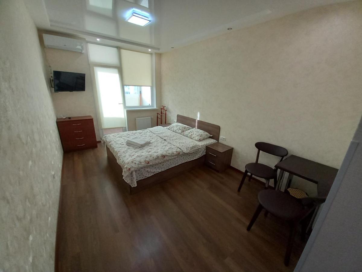 Smart Apartments Drahomanova 2А Kiev Exterior foto