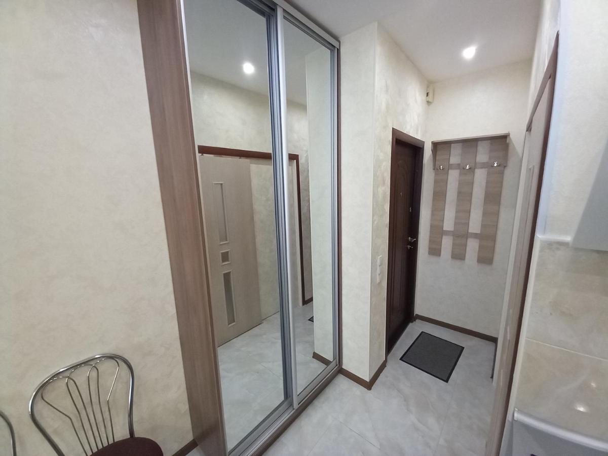 Smart Apartments Drahomanova 2А Kiev Exterior foto